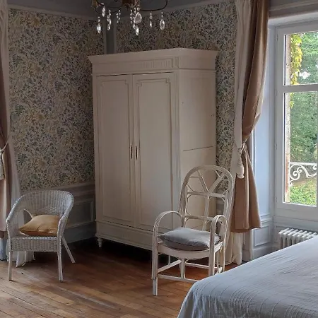 Le Manoir Du Chatelier לינה וארוחת בוקר *